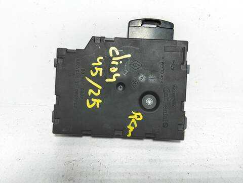 Foto 3ª: Motor de Arranque Renault Clio AUTHENTIQUE 1 DCI DIESEL FAP 75CV (2012)