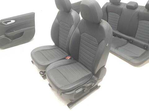 Foto 3ª: Juego Asientos Completos Alfa Romeo Giulietta SUPER [8225701] (2016)