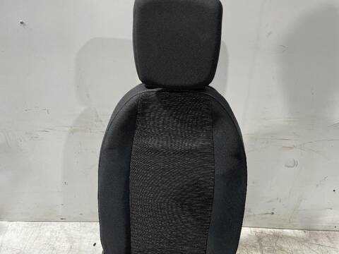 Foto 3ª: Asientos Traseros Renault Scenic GRAND CONFORT DYNAMIQUE 131CV [F9Q818] (2003)