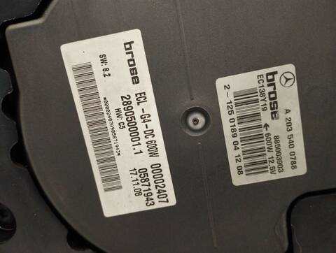 Foto 3ª: Electroventilador Mercedes Clase C 160 C 220 CDI LA) 203.708) COUPE 150CV 110KW [OM646963] (2006)