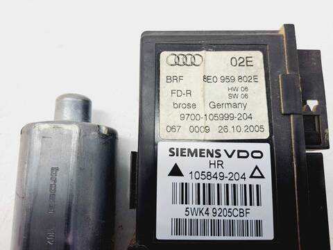 Foto 2ª: Elevalunas Eléctrico Trasero Derecho Audi A4 2.0 TDI 16V 103KW) BERLINA 140CV [BRE] (2006)