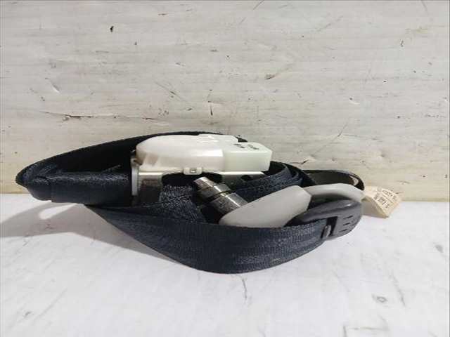 Foto 3ª: Cinturón Trasero Izquierdo Toyota Corolla 2.2 D-4D AUR10_) 177CV [2AD-FHV] (2004)