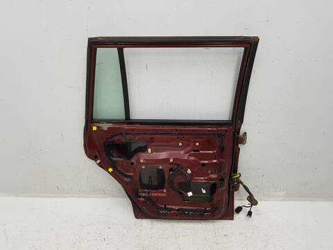 Foto 2ª: Puerta Trasera Izquierda Mitsubishi Montero 2.5 TD GLS 130CV 97KW (1998)