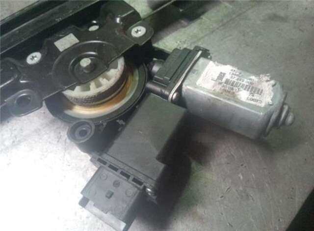 Foto 2ª: Elevalunas Eléctrico Delantero Derecho Fiat Ducato 2.0 D 115 MULTIJET [250 A1.000]