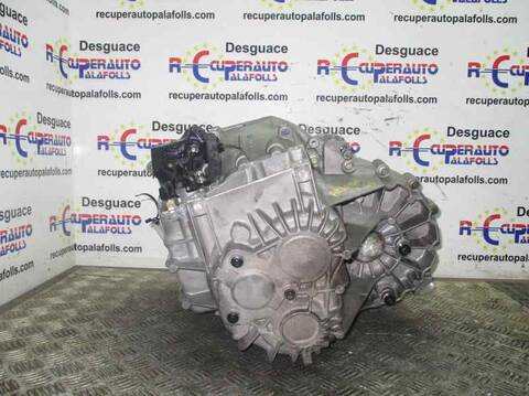 Foto 3ª: Caja Cambios Ford Focus BERLINA (2006)
