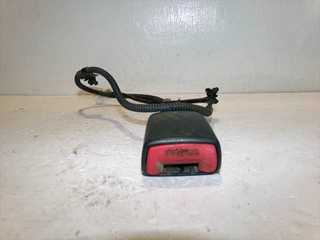Cinturón Delantero Izquierdo Toyota Auris 2.0 D FAMILIAR, 2012-2015