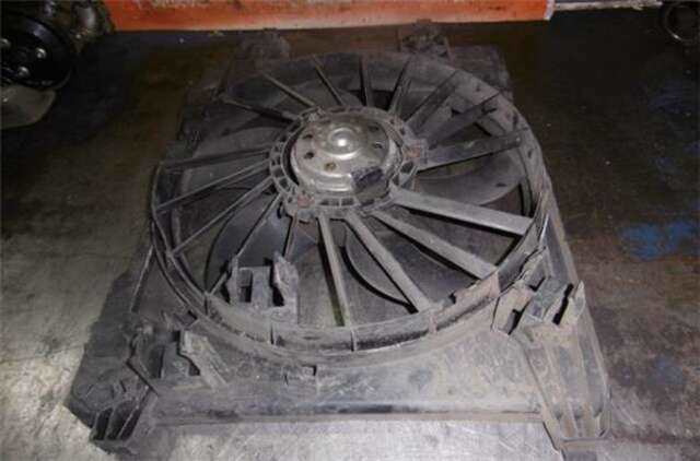 Foto 3ª: Electroventilador Renault Scenic 1.5 DCI (JM1E) (JM)(2003-_) [K9K 732]