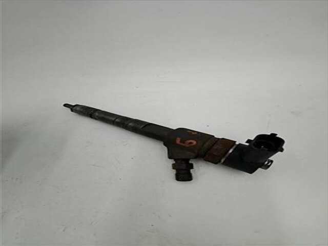 Foto 3ª: Inyectores Opel Corsa 1.3 COSMO [1.3 LTR. - 66 KW 16V CDTI CAT (Z 13 DTH - L4I)]