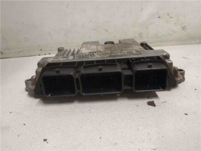 Foto 2ª: Centralita Motor ECU Peugeot 307 1.6 XS [1.6 LTR. - 80 KW HDI FAP CAT (9HZ - DV6TED4)] [9HZ (DV6TED4)]