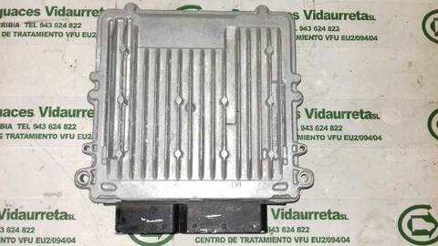 Foto 3ª: Centralita Motor ECU Mercedes Clase V 200 136CV 100KW (2014)