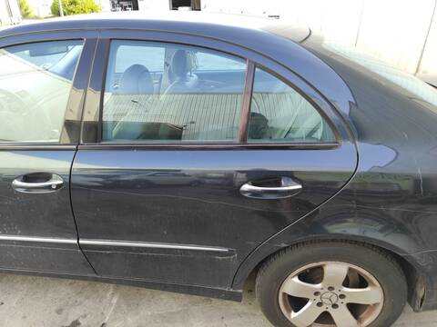 Puerta Trasera Izquierda Mercedes Clase E 180 M112949 BERLINA