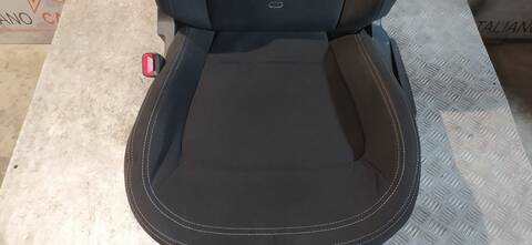 Foto 2ª: Asientos Traseros Kia Sportage 184CV 135KW