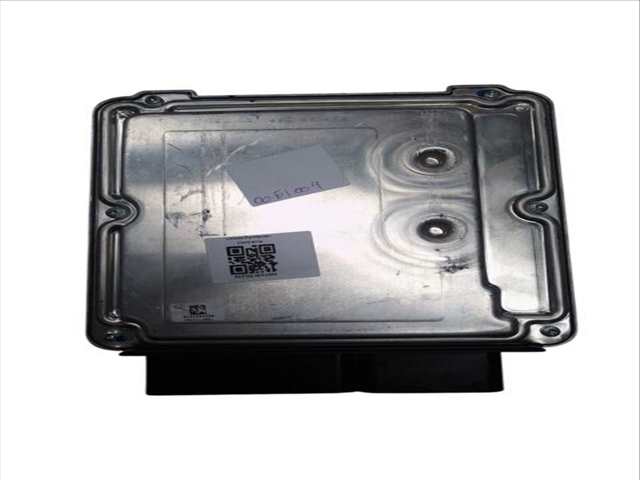 Centralita Motor ECU Volkswagen Multivan 2.5 TDI 4MOTION