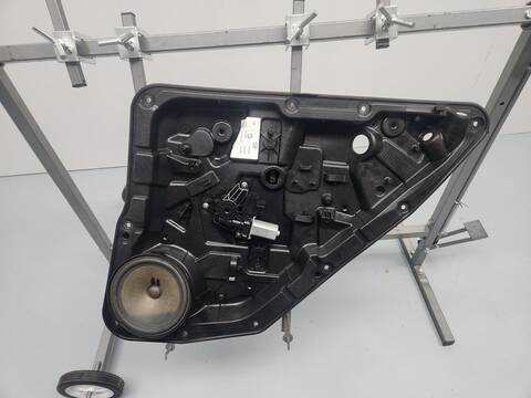 Elevalunas Manual Trasero Derecho Mercedes Clase B 150 B 180 CDI BE 246.200) 109CV 80KW