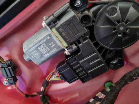 Elevalunas Eléctrico Delantero Izquierdo Seat Ibiza FR XM 110CV 81KW