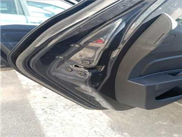 Cerradura Puerta Trasera Izquierda Dacia Duster 1.3 TCE 130 HMMF) 131CV 96KW