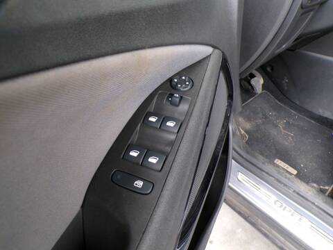 Botonera Elevalunas Opel Crossland HN05