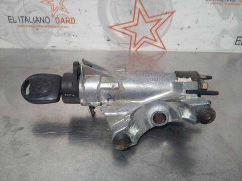 Foto 3ª: Cerradura Puerta Delantera Izquierda Volkswagen Passat BERLINA 101CV 74KW [AHL] (1997)