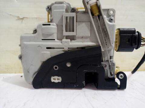 Cerradura Puerta Delantera Derecha Volkswagen Eos 2.0 150CV