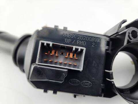 Foto 4ª: Mando Multifuncion Kia Rio DRIVE 84CV 62KW [G4LA] (2017)