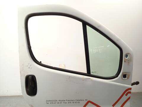 Foto 3ª: Puerta Delantera Derecha Nissan Primastar 1.9 DCI 80 82CV 60KW FURGONETA [F9Q762] (2005)