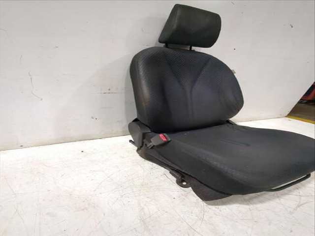 Foto 3ª: Asiento Delantero Izquierdo Toyota Yaris 1.33 VVT-I NSP90_) 100CV [1NR-FE] (2005)