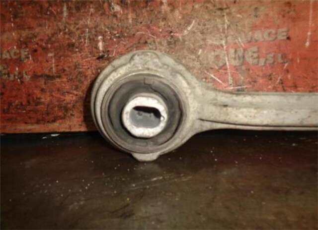 Foto 3ª: Brazo Suspension Delantero Izquierdo Mercedes Clase C 160 3.2 32 AMG (203.065) [3.2 LTR. - 260 KW CAT] [M 112.961]