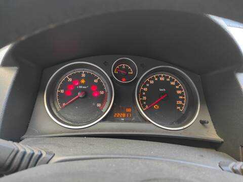 Cuadro de Instrumentos Opel Astra A17DTJ