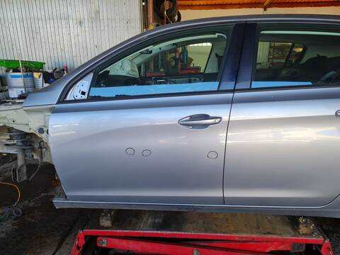 Puerta Delantera Izquierda Peugeot 308 ACTIVE 92CV 68KW