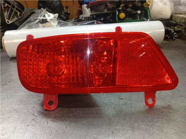 Foto 2ª: Faro Antiniebla Trasero Izquierdo Peugeot 3008 1.2 GT LINE [1.2 LTR. - 96 KW 12V E-THP - PURETECH]