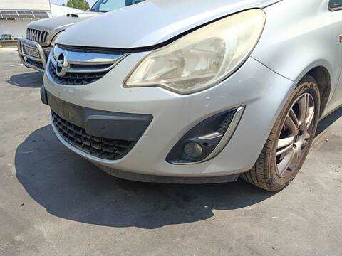 Foto 3ª: Paragolpes Delantero Opel Corsa A14XER (2011)