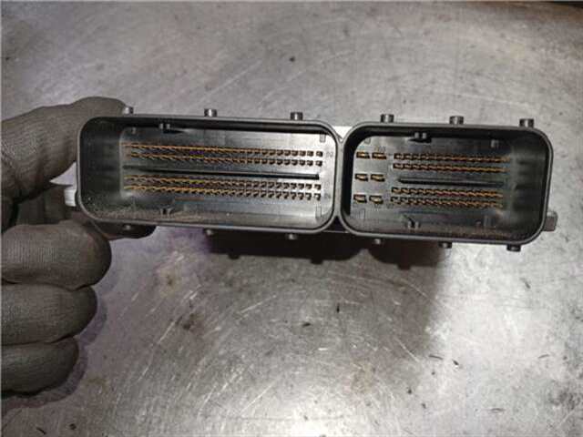 Foto 3ª: Centralita Motor ECU Bmw Serie 1 114 2.0 116D [2.0 LTR. - 85 KW 16V DIESEL CAT] [N47 D20 C]