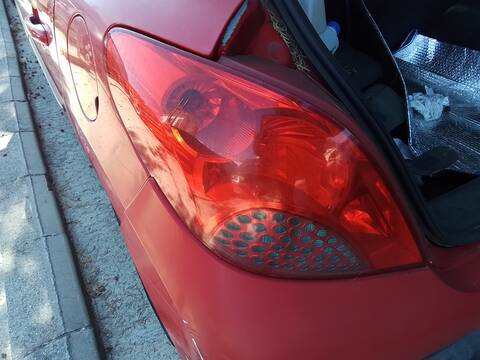 Foto 2ª: Piloto Trasero Izquierdo Peugeot 207 XT 88CV 65KW [KFU] (2007)