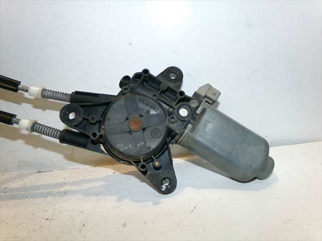 Foto 3ª: Elevalunas Eléctrico Delantero Derecho Peugeot 306 1.6 G 1999-2001 [NFZ] (1999)