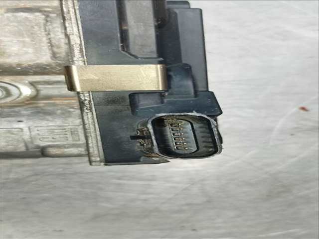 Foto 4ª: Caja Mariposa Chevrolet Captiva 2.2 VCDI LT 2WD 163CV 120KW [Z22D1] (2013)