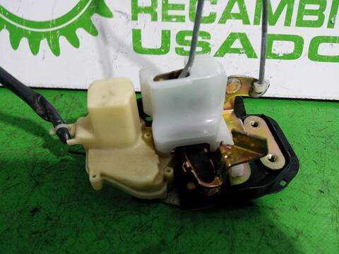 Foto 3ª: Cerradura Puerta Trasera Izquierda Mazda 6 2.0 16V CAT 136CV [FS2C] (1997)