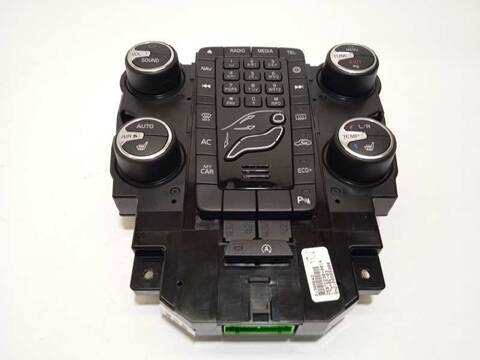 Foto 3ª: Mando Multifuncion Volvo V40 PRO 152CV 112KW [B4154T4] (2019)