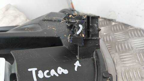 Foto 3ª: Faro Izquierdo Renault Express 1.5 BLUE DCI 75 F6AA) 75CV 55KW FURGONETA FURGONETA/MONOVOLUMEN [K9K876] (2023)