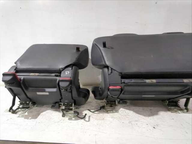 Foto 3ª: Asientos Traseros Peugeot 4007 2.2 HDI 156CV [4HN (DW12MTED4) 4HK (DW12ME5)] (2007)