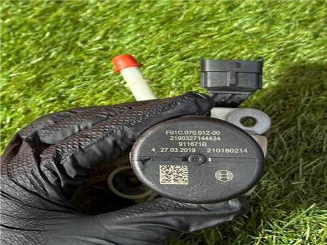 Foto 2ª: Deposito AdBlue Ford Transit 2.0 320 L1 TRANSIT TREND [2 0 LTR. - 96 KW TDCI CAT] 131CV [BKFA] (2019)