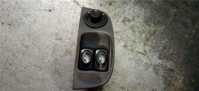 Botonera Elevalunas Renault Megane 2.0 16V IDE [2.0 LTR. - 103 KW 16V IDE] I FASE 2 COUPE (DA...)(01.1999-_)