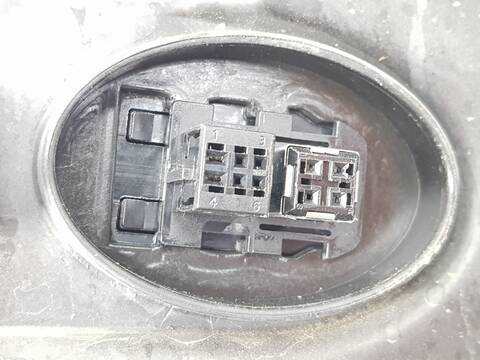 Foto 2ª: Faro Izquierdo Bmw Serie 1 114 116D (2015)