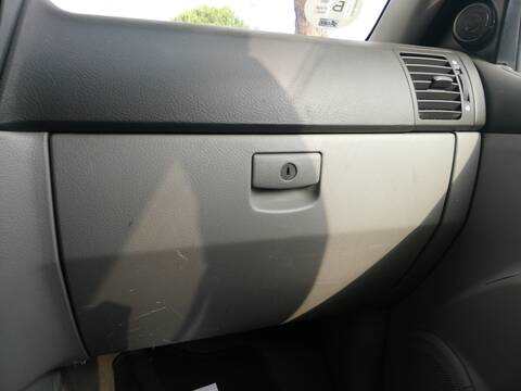 Guantera Kia Sorento D4CB