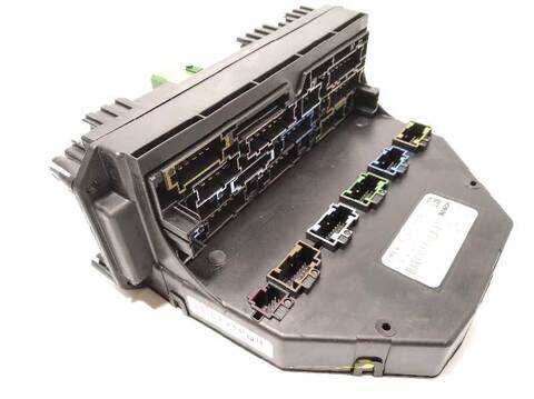 Foto 2ª: Caja Reles Fusibles Mercedes Clase E 180 2.1 CDI CAT 170CV 125KW [651924] (2015)