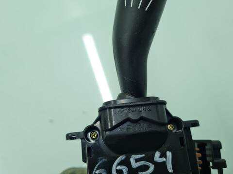 Foto 2ª: Mando Multifuncion Toyota Land Cruiser 3.0 D4-D VX 163CV 120KW [1KDFTV] (2004)