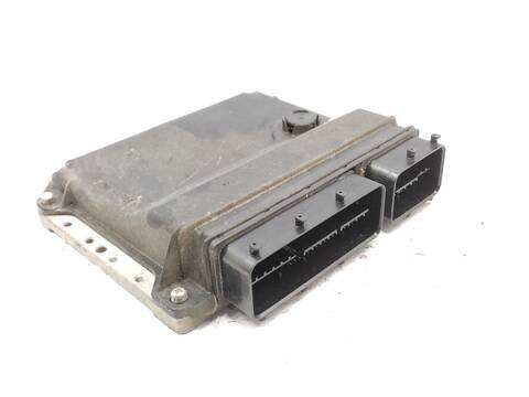 Centralita Motor ECU Toyota Auris HYBRID ACTIVE 99CV 73KW