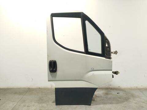Puerta Delantera Derecha Iveco Daily 33S16 35S16 35C16 40C16 50C16 156CV 115KW FURGONETA