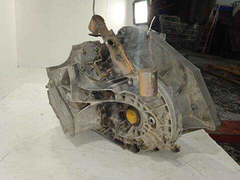 Foto 3ª: Caja Cambios Land Rover Freelander 2.0 TD4 CAT 112CV 82KW [204D3] (2004)