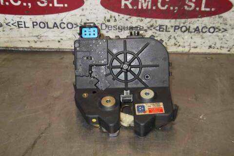 Cerradura Capot Ford Focus AMBIENTE BERLINA 100CV 74KW