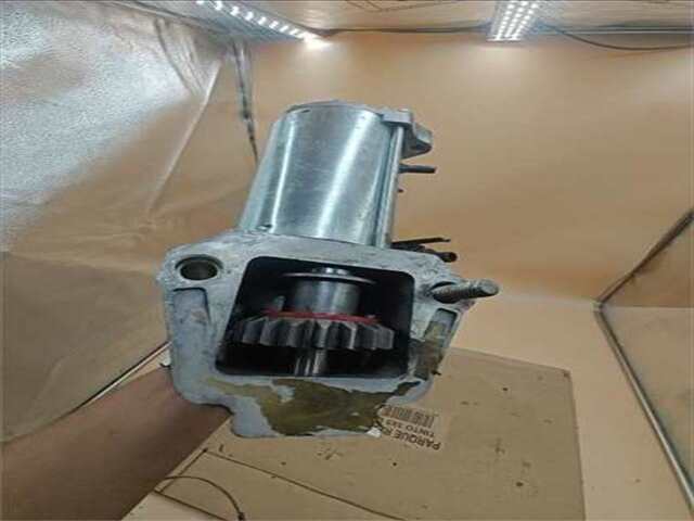 Foto 2ª: Motor de Arranque Ford Mondeo 2.0 GHIA (06.2003- ) (D) [2.0 LTR. - 96 KW TDCI CAT]